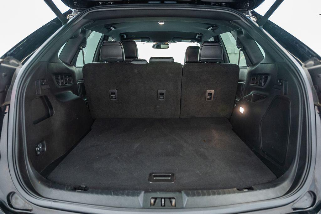 used 2023 Ford Edge car, priced at $30,993