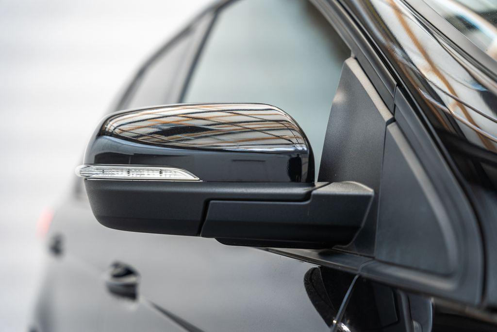 used 2023 Ford Edge car, priced at $30,993