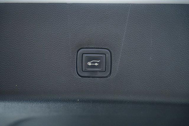 used 2020 Chevrolet Traverse car, priced at $19,994