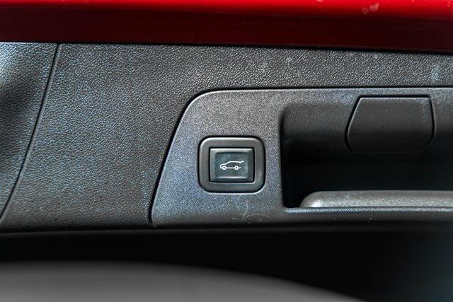 used 2023 Buick Envision car, priced at $26,500