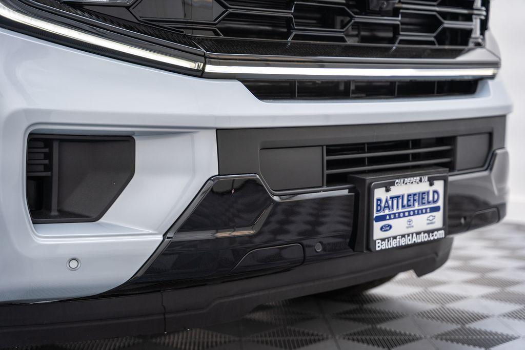 new 2026 Ford Expedition car, priced at $75,300
