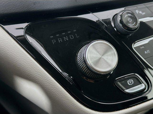 used 2018 Chrysler Pacifica car, priced at $13,597