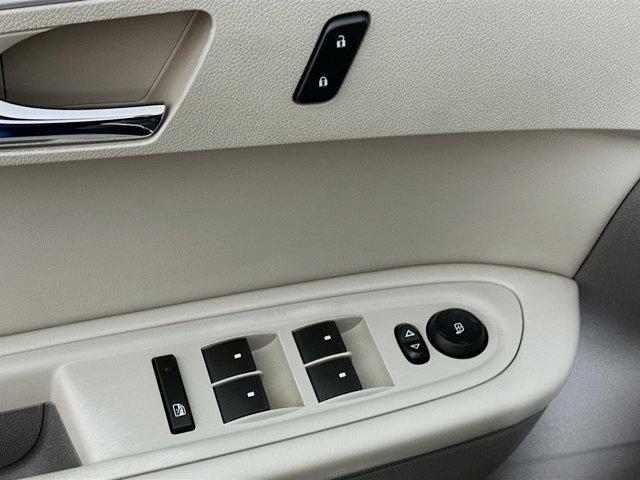 used 2011 Chevrolet Traverse car, priced at $8,996