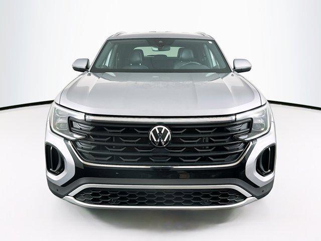 used 2025 Volkswagen Atlas Cross Sport car, priced at $30,687