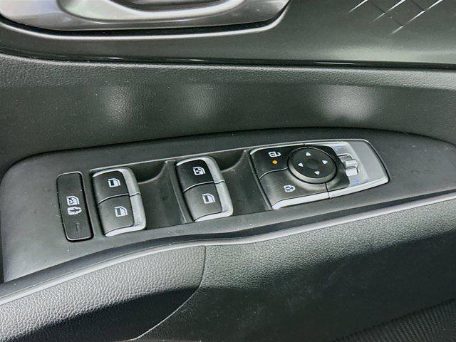 used 2024 Kia Sorento car, priced at $23,697