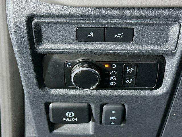 used 2024 Ford Expedition Max car, priced at $39,996