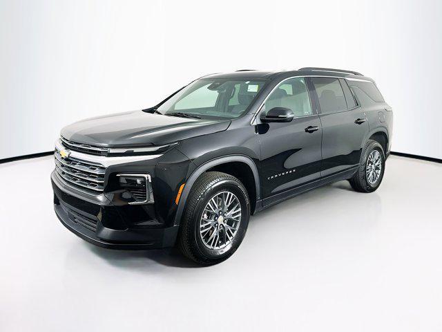 used 2025 Chevrolet Traverse car, priced at $32,497