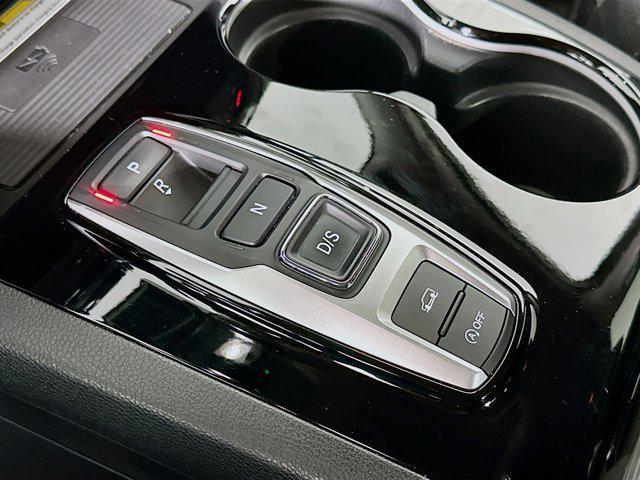 used 2022 Honda Pilot car, priced at $32,987