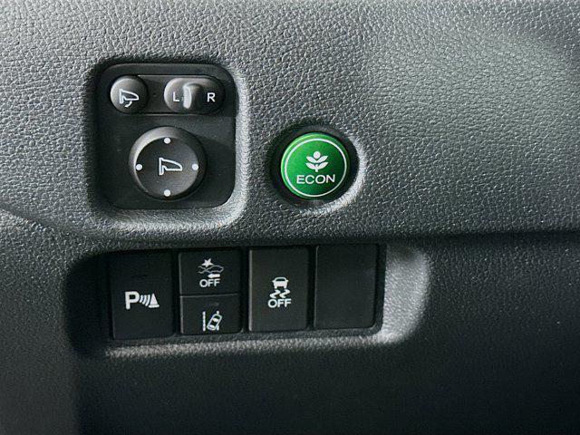 used 2022 Honda Pilot car, priced at $32,987