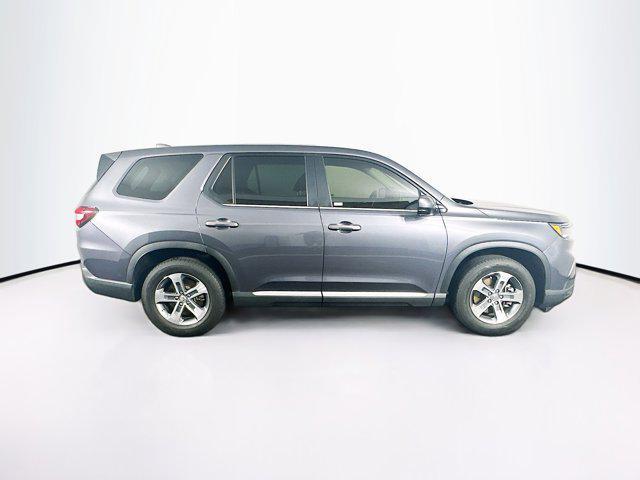 used 2024 Honda Pilot car, priced at $35,436