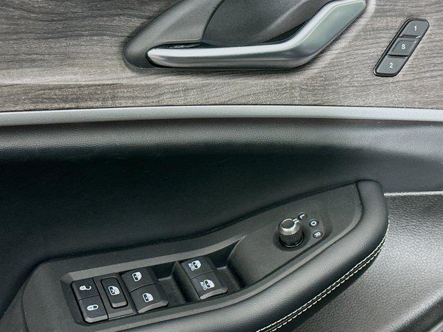 used 2023 Jeep Grand Cherokee car, priced at $25,487