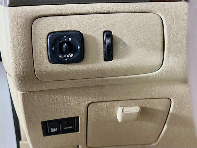 used 2006 Lexus ES 330 car, priced at $4,987