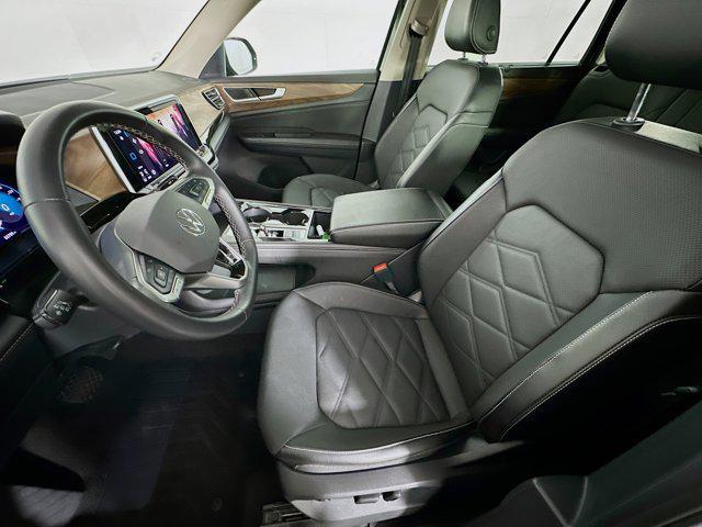 used 2025 Volkswagen Atlas car, priced at $29,487