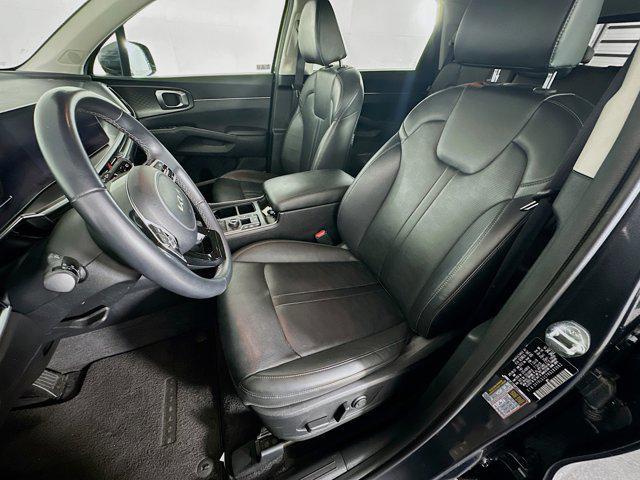 used 2024 Kia Sorento car, priced at $21,987