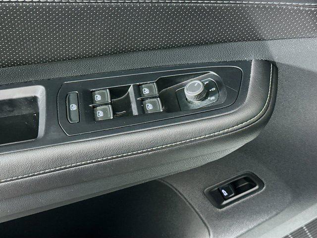 used 2025 Volkswagen Atlas car, priced at $29,996