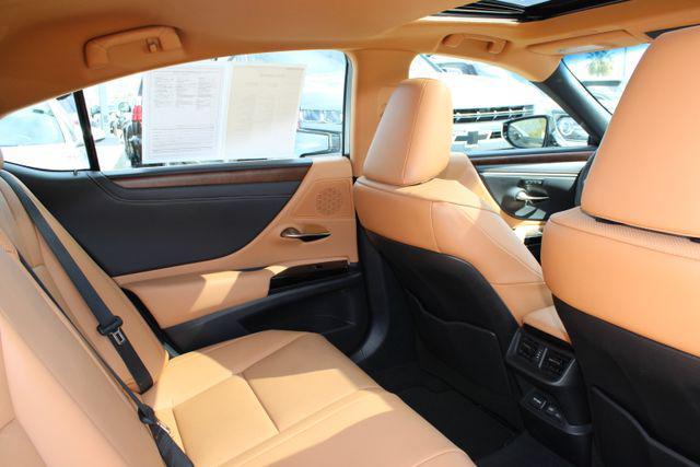 used 2024 Lexus ES 300h car, priced at $41,988