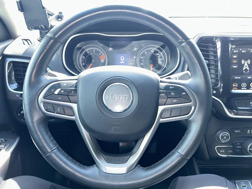 used 2019 Jeep Cherokee car, priced at $17,814