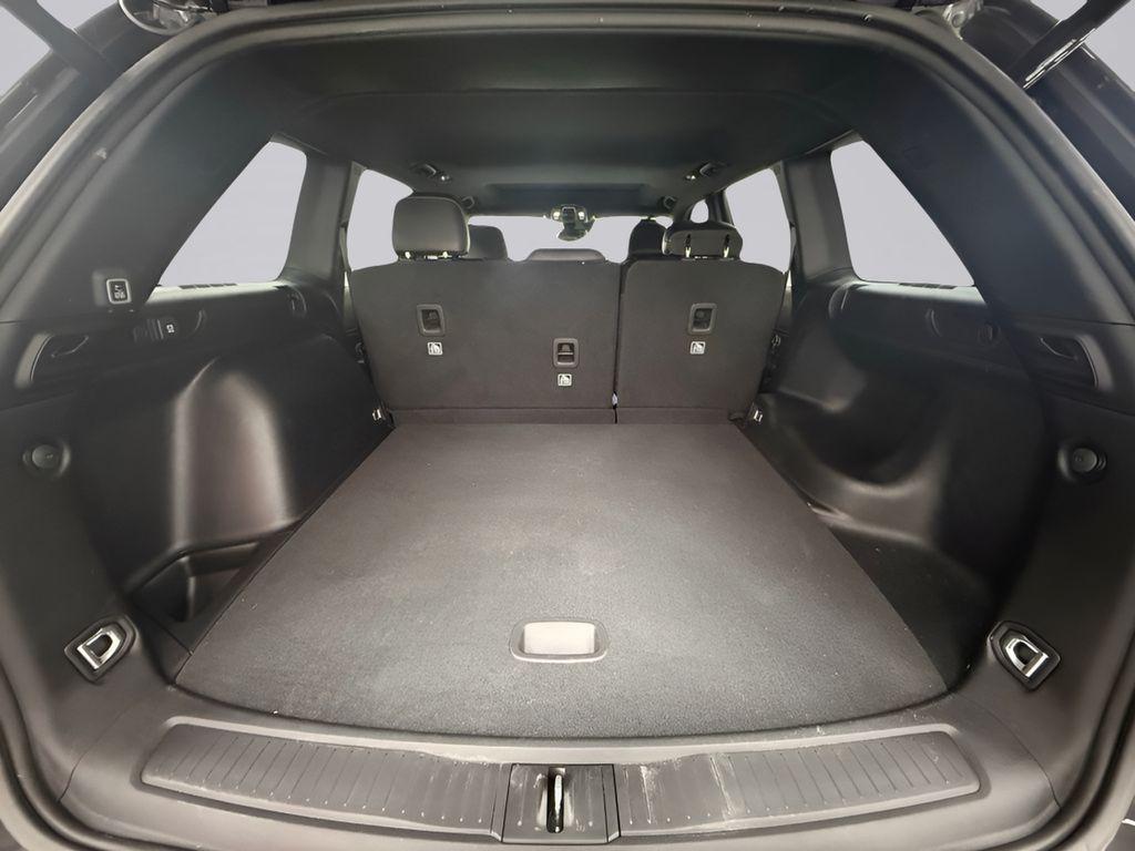 used 2023 Jeep Grand Cherokee car, priced at $32,026