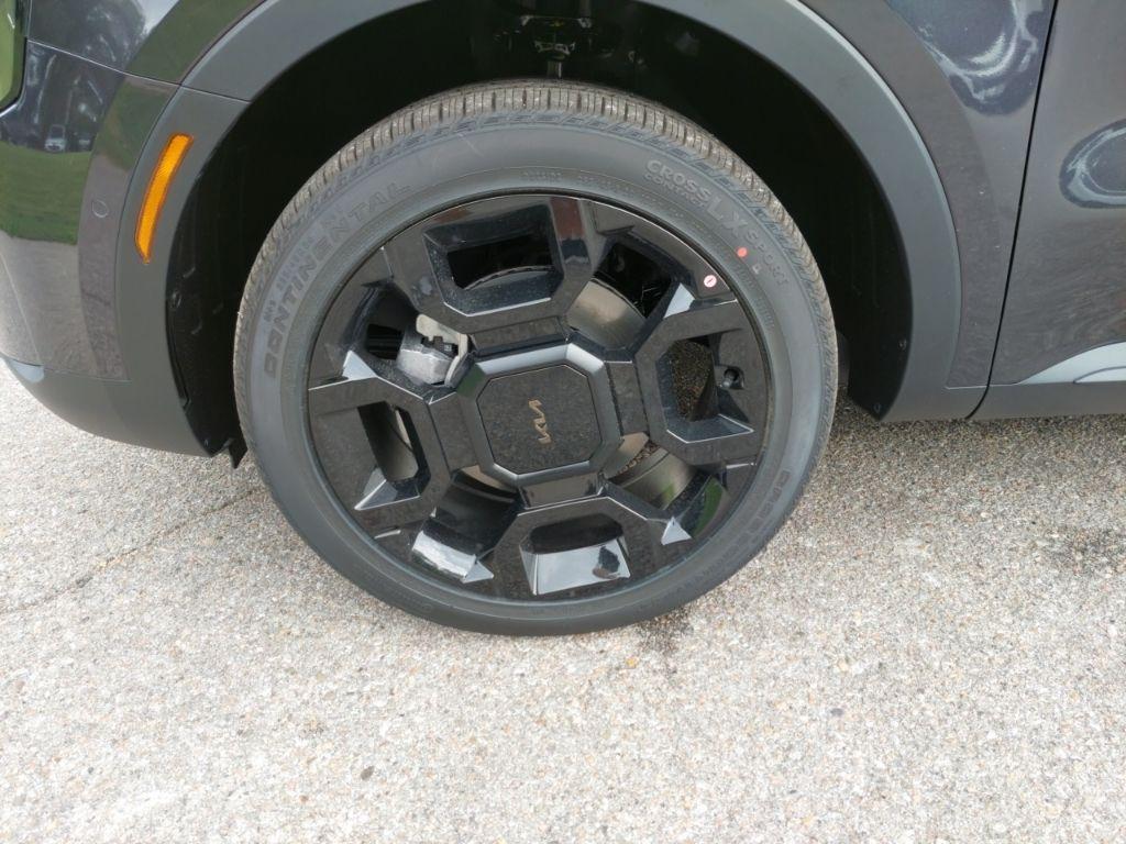 new 2026 Kia Sorento car, priced at $48,270