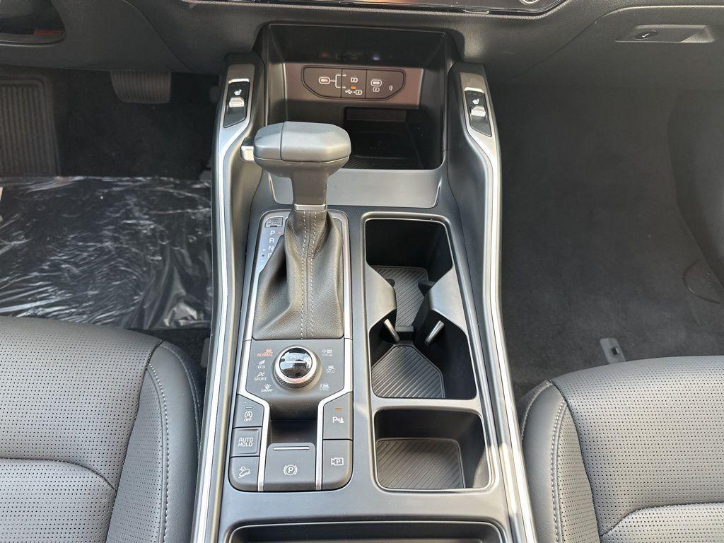 new 2026 Kia Sorento car, priced at $40,565