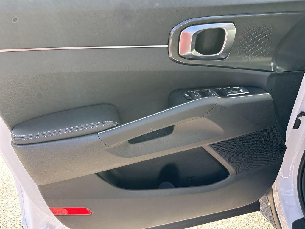 new 2026 Kia Sorento car, priced at $40,565