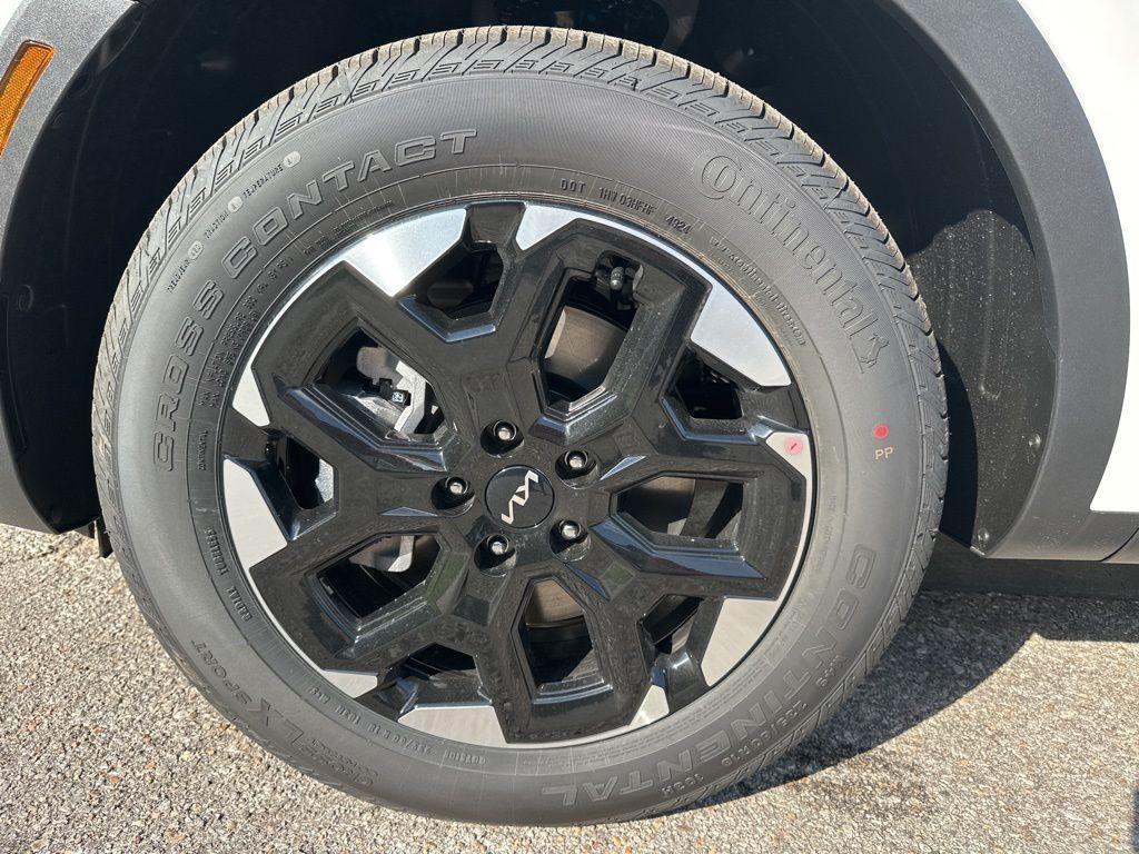 new 2026 Kia Sorento car, priced at $40,565