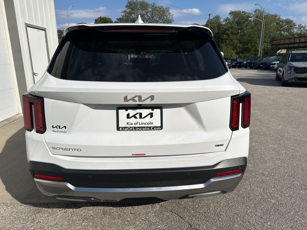 new 2026 Kia Sorento car, priced at $40,565
