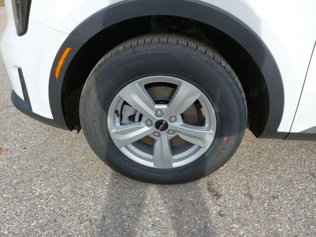 new 2026 Kia Sorento car, priced at $34,395