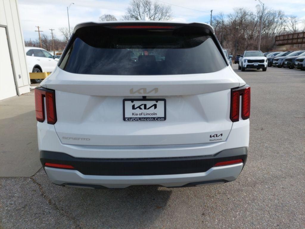 new 2026 Kia Sorento car, priced at $34,395