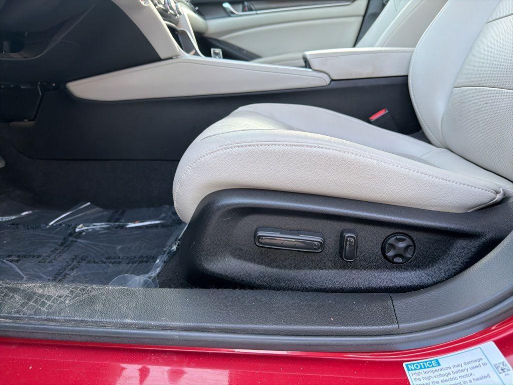 used 2021 Honda Accord Hybrid car, priced at $24,677