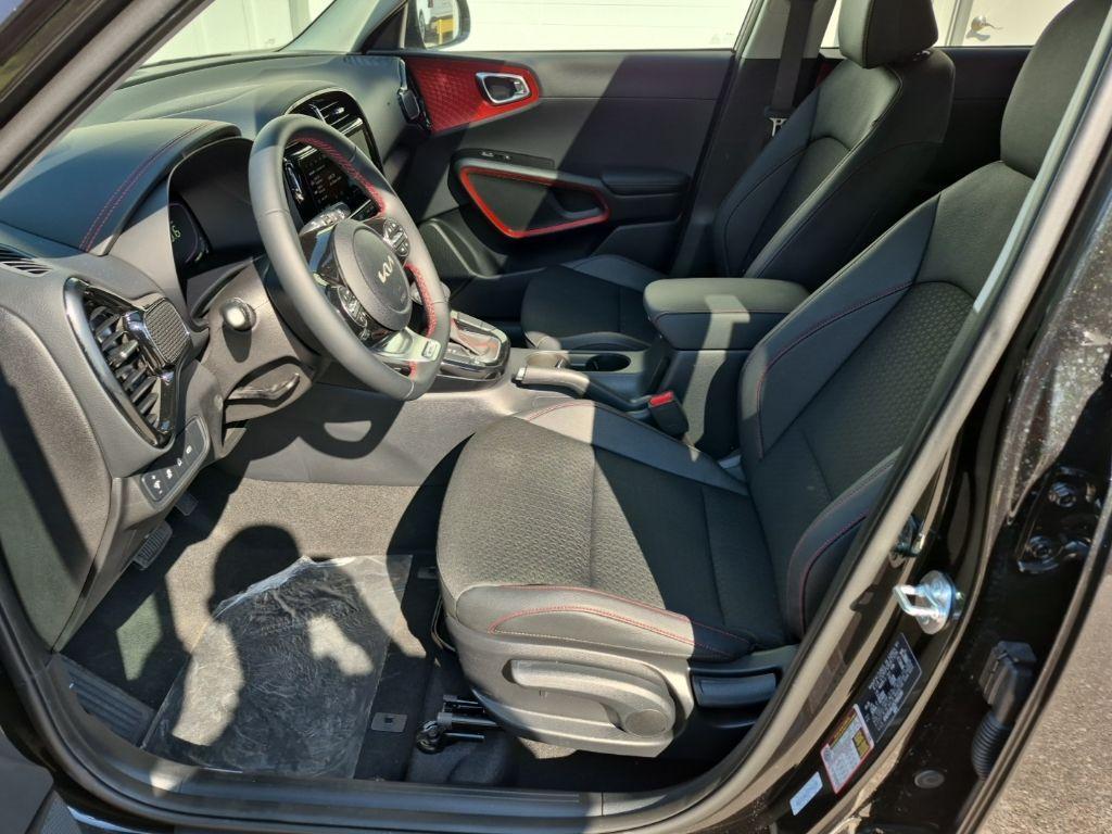 new 2025 Kia Soul car, priced at $25,101