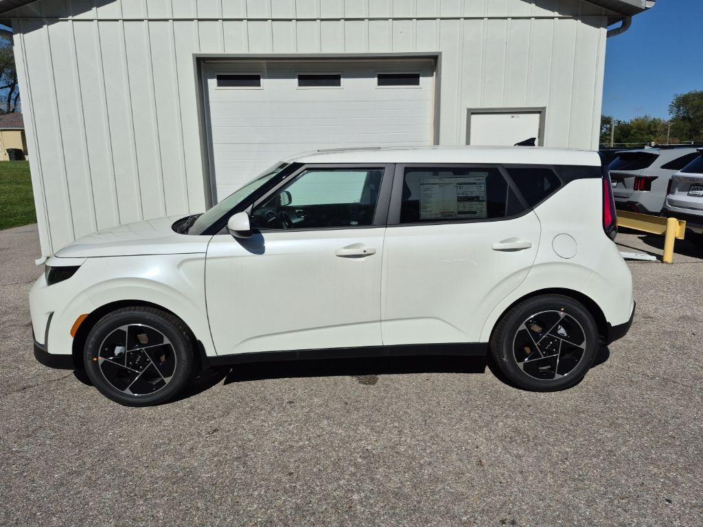 new 2025 Kia Soul car, priced at $25,775