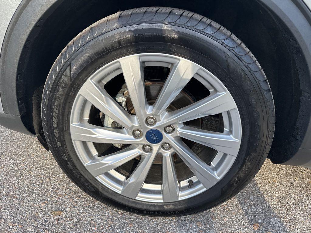 used 2022 Ford Escape car, priced at $23,577