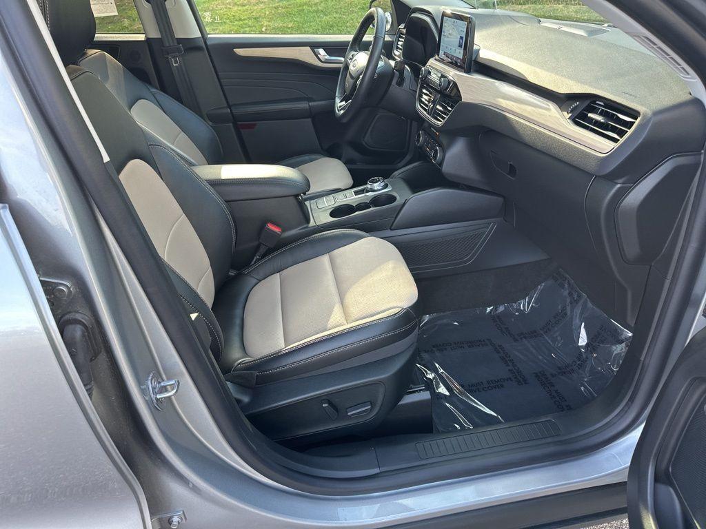 used 2022 Ford Escape car, priced at $23,577