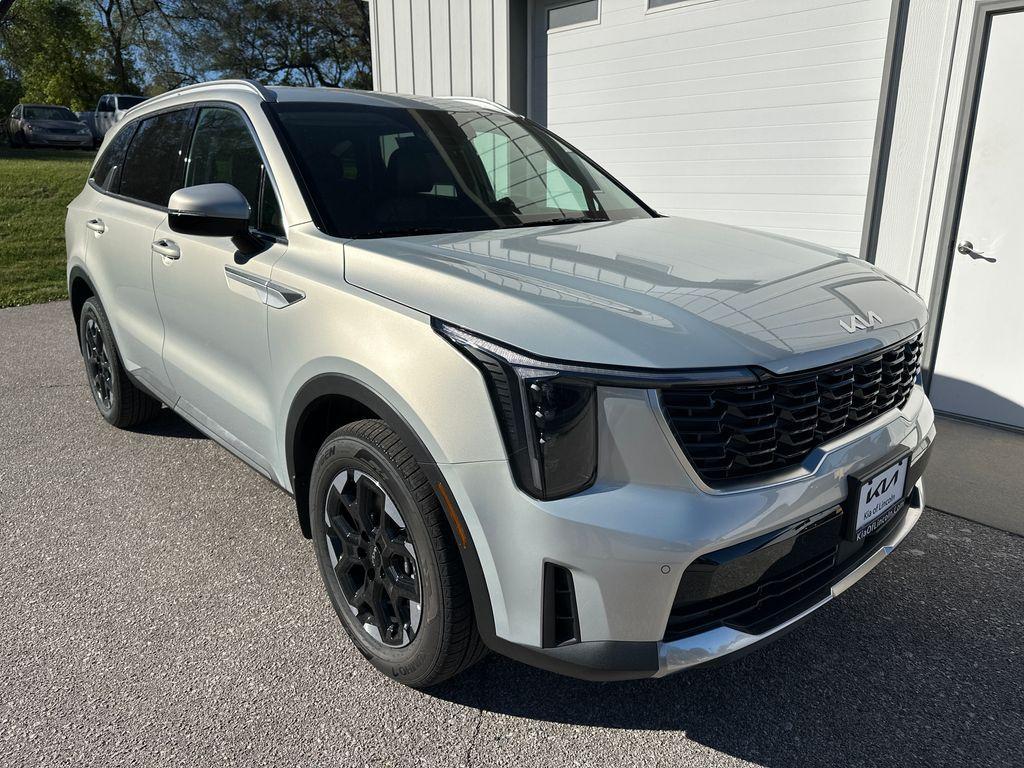 new 2026 Kia Sorento car, priced at $38,930