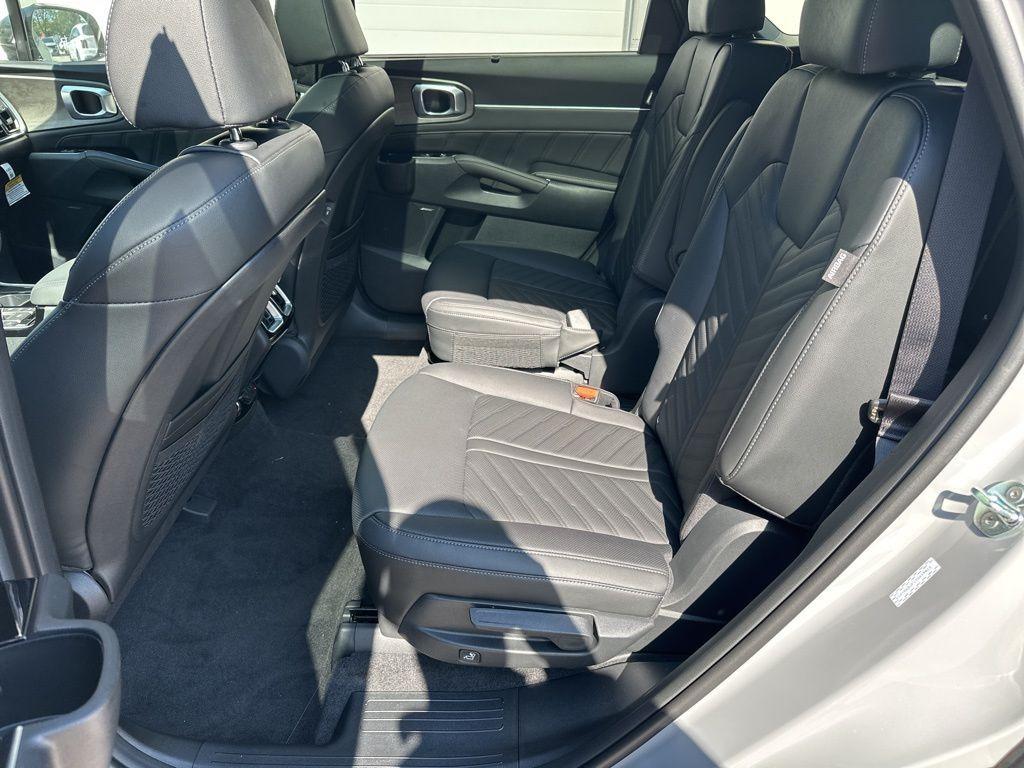 new 2026 Kia Sorento car, priced at $48,925