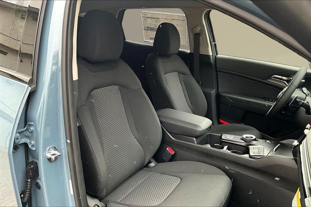 new 2026 Kia Sportage Hybrid car, priced at $34,455