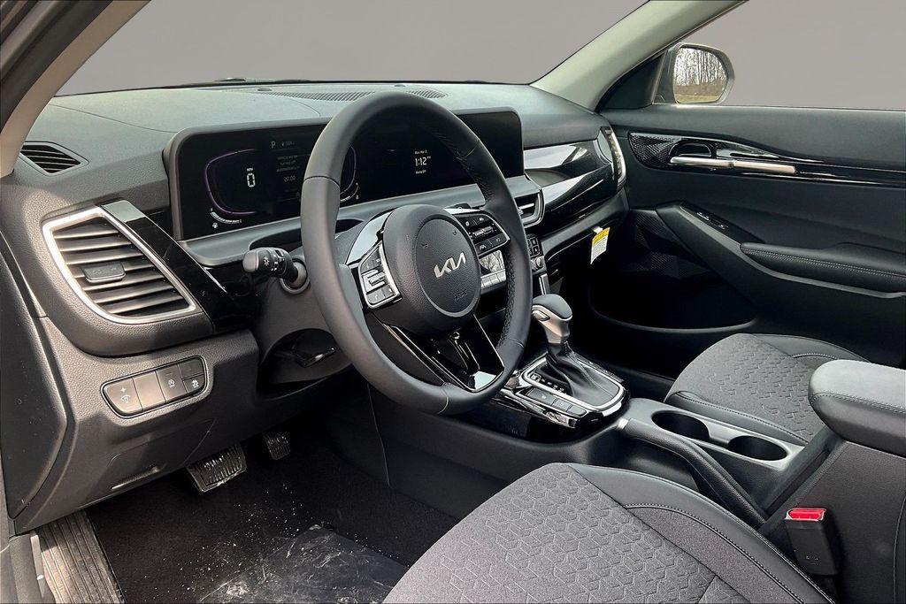 new 2026 Kia Seltos car, priced at $28,840