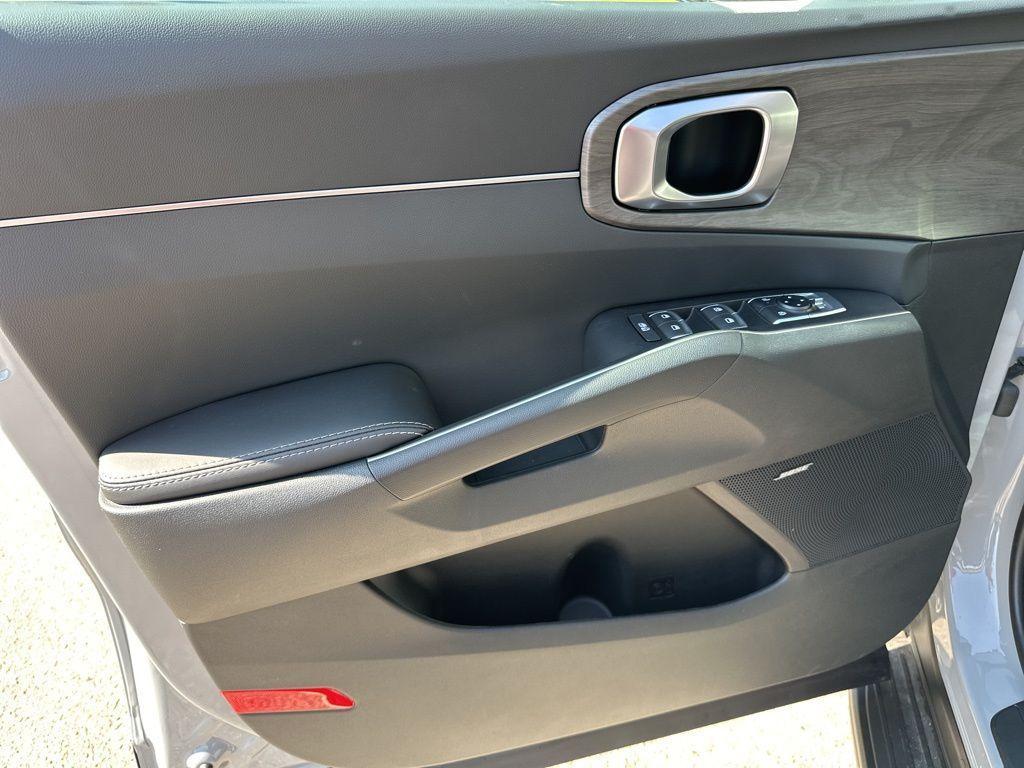 new 2026 Kia Sorento car, priced at $48,195