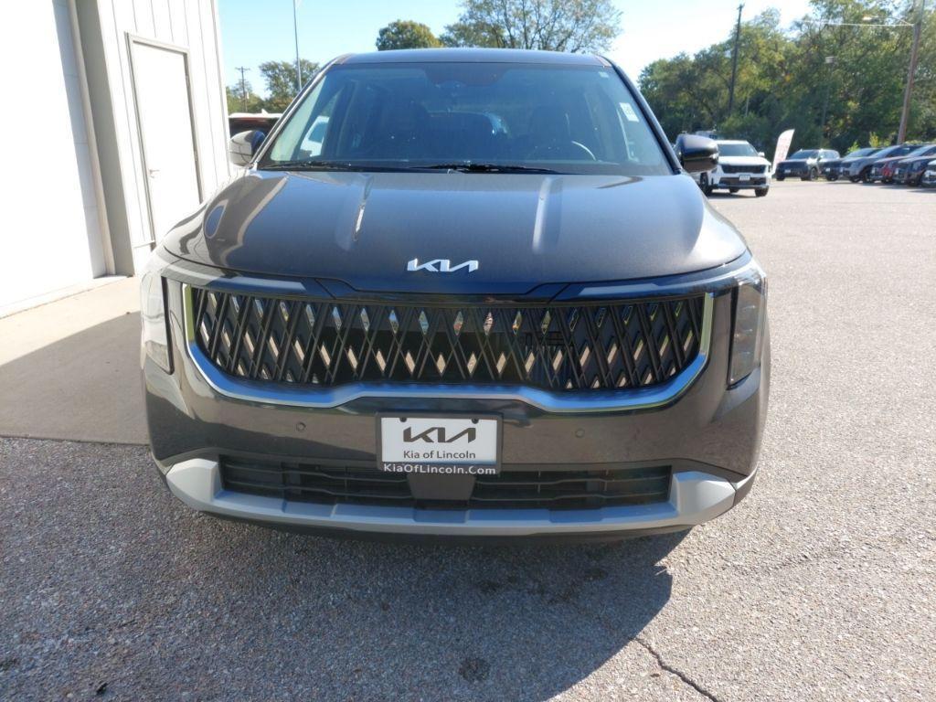 new 2026 Kia Carnival Hybrid car, priced at $42,045