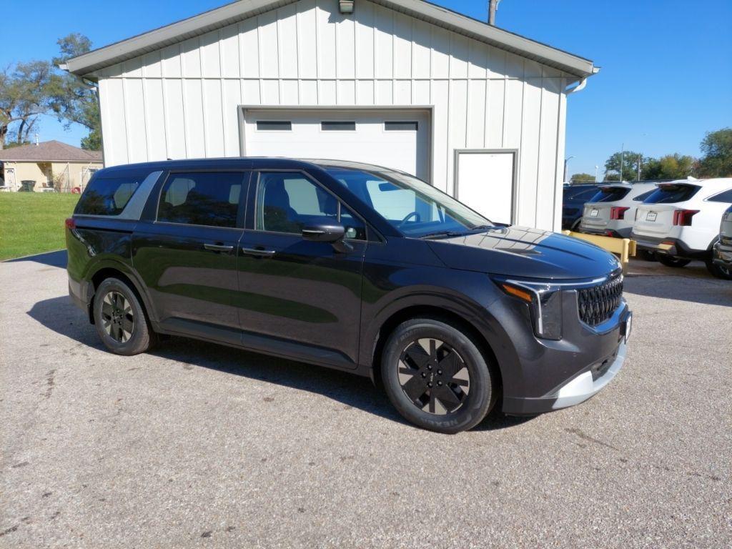 new 2026 Kia Carnival Hybrid car, priced at $42,045