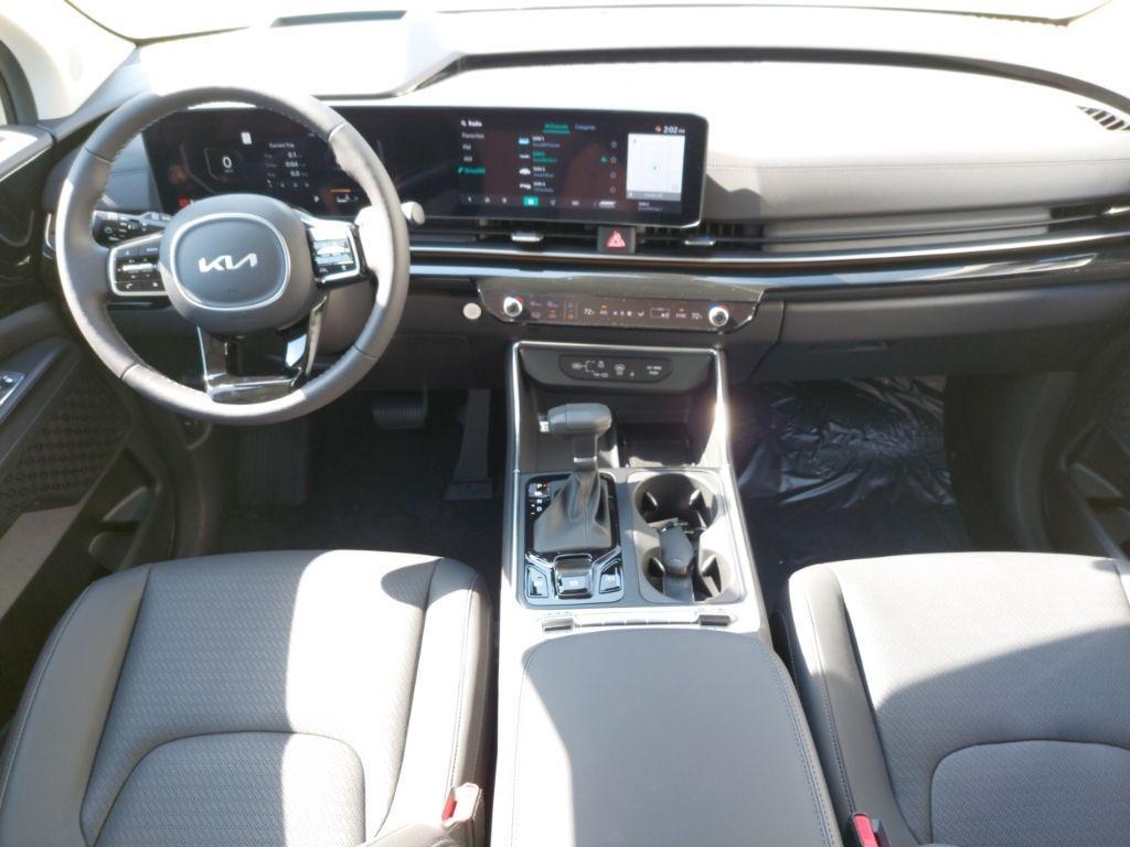 new 2026 Kia Carnival car, priced at $51,184