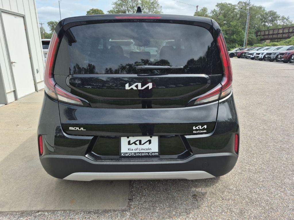new 2025 Kia Soul car, priced at $24,277