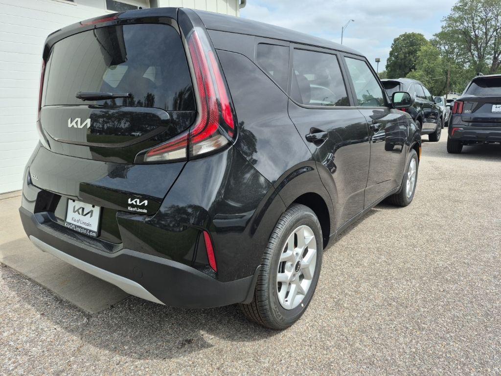 new 2025 Kia Soul car, priced at $24,277