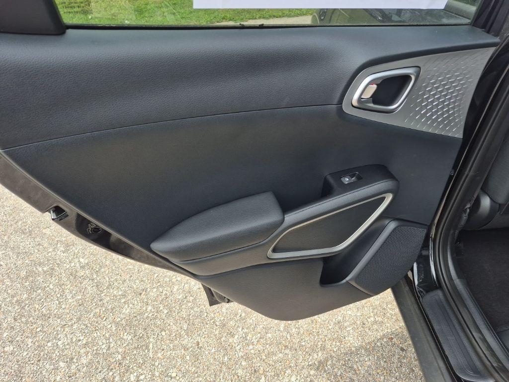 new 2025 Kia Soul car, priced at $24,277