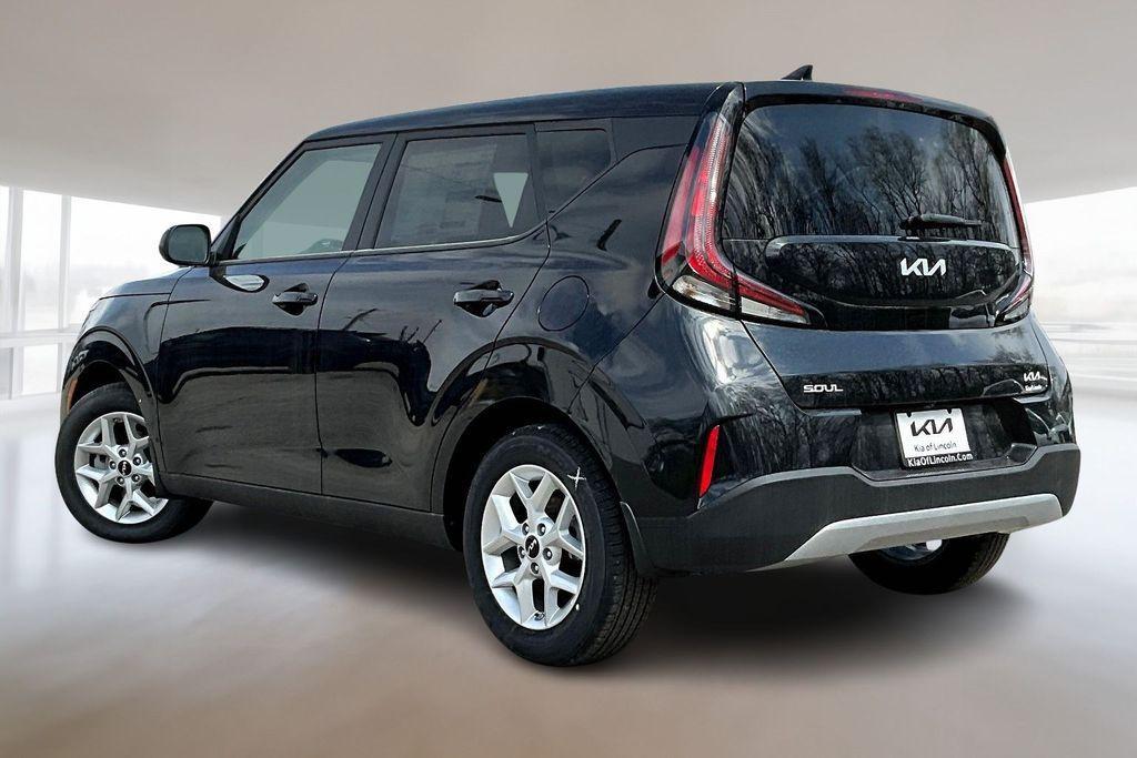 new 2025 Kia Soul car, priced at $24,000