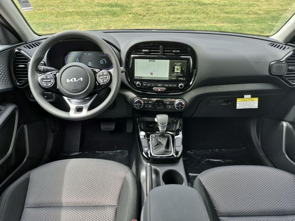 new 2025 Kia Soul car, priced at $24,277