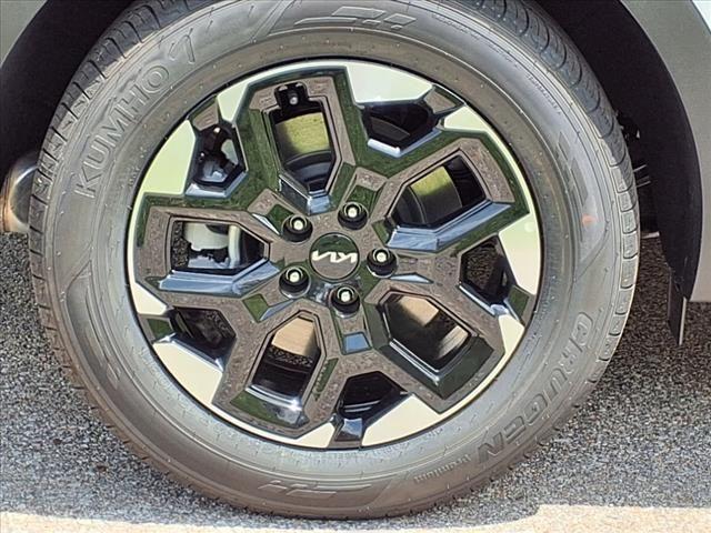 new 2025 Kia Sorento car, priced at $35,406