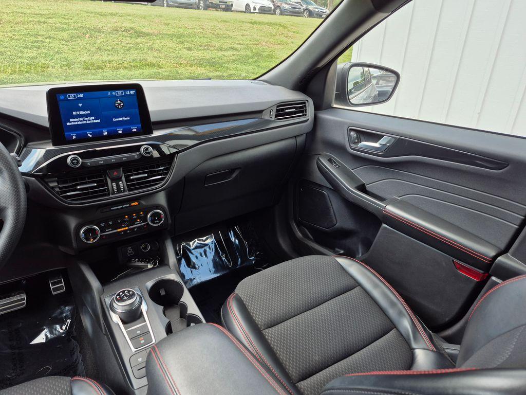 used 2024 Ford Escape car, priced at $21,379