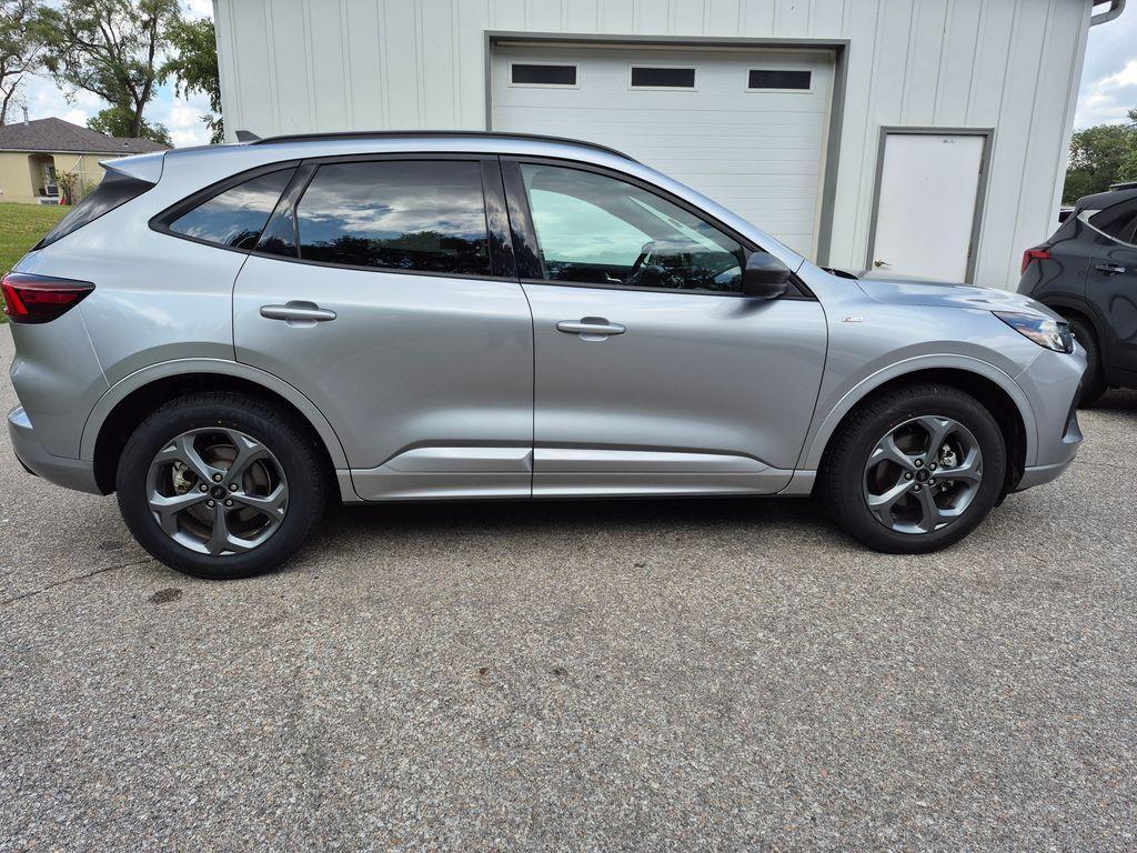 used 2024 Ford Escape car, priced at $21,379